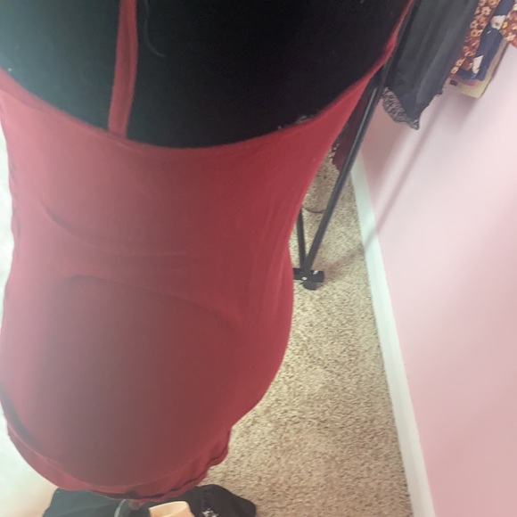 Little red dress - Picture 4 of 4